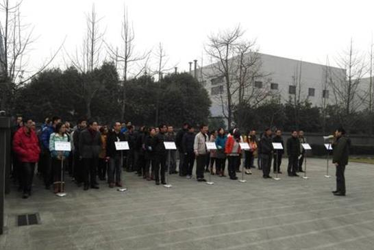 我司举行消防演习与疏散演练